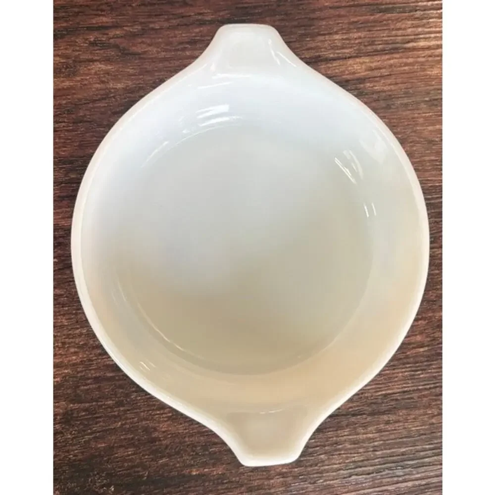 Pyrex Forest Fancies Small Casserole Dish 471 Vintage 1 Pint Round White Almond